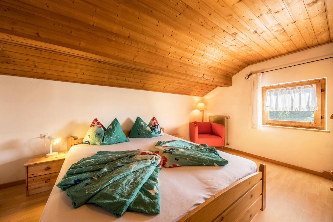 וולן Ferienwohnung Bergblick-Schlosshof מראה חיצוני תמונה