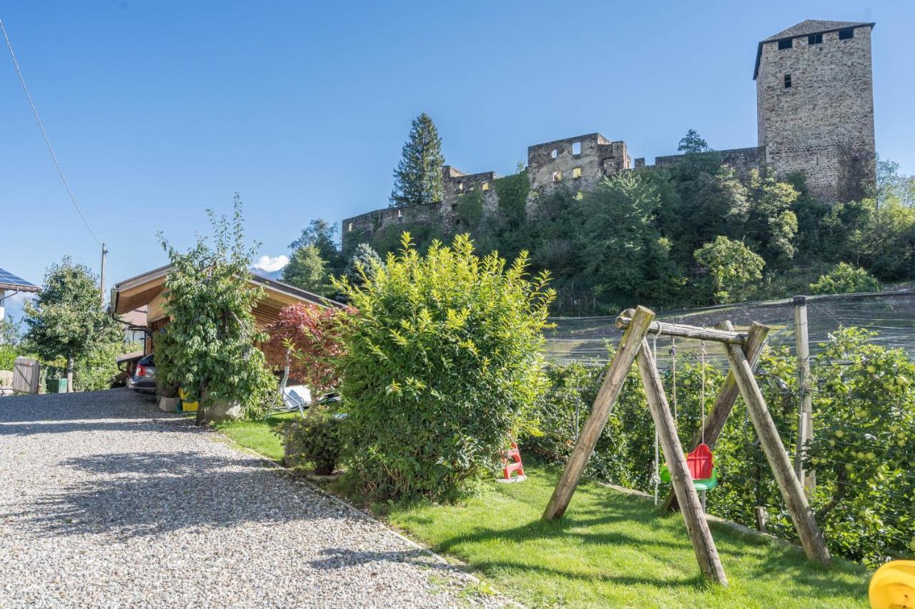 וולן Ferienwohnung Bergblick-Schlosshof מראה חיצוני תמונה