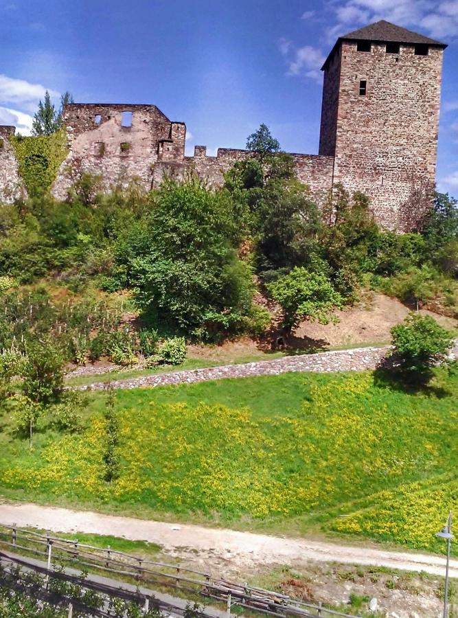 וולן Ferienwohnung Bergblick-Schlosshof מראה חיצוני תמונה